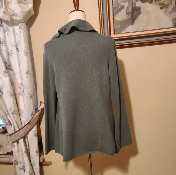 Magaschoni Magashoni Ruffled Front Cashmere Cardigan Green Sage color - Picture 2 of 10
